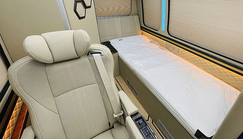 Posavasos Toyota con 7 asientos, edición clásica para viajeros de negocios