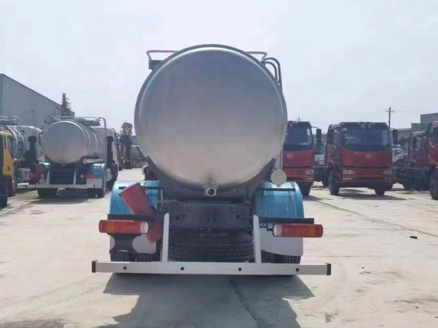 Tanque séptico de camión de lavado de alta presión de alcantarillado de 12 TONELADAS